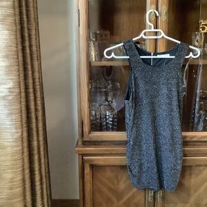 Reitmans, sleeveless, size medium top